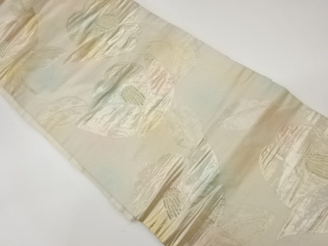 リサイクル　椿模様織出し名古屋帯